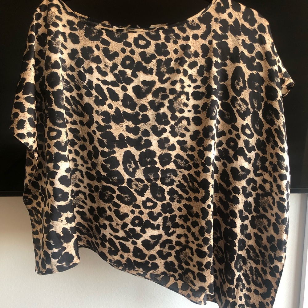 Leopard asymmetrical blouse